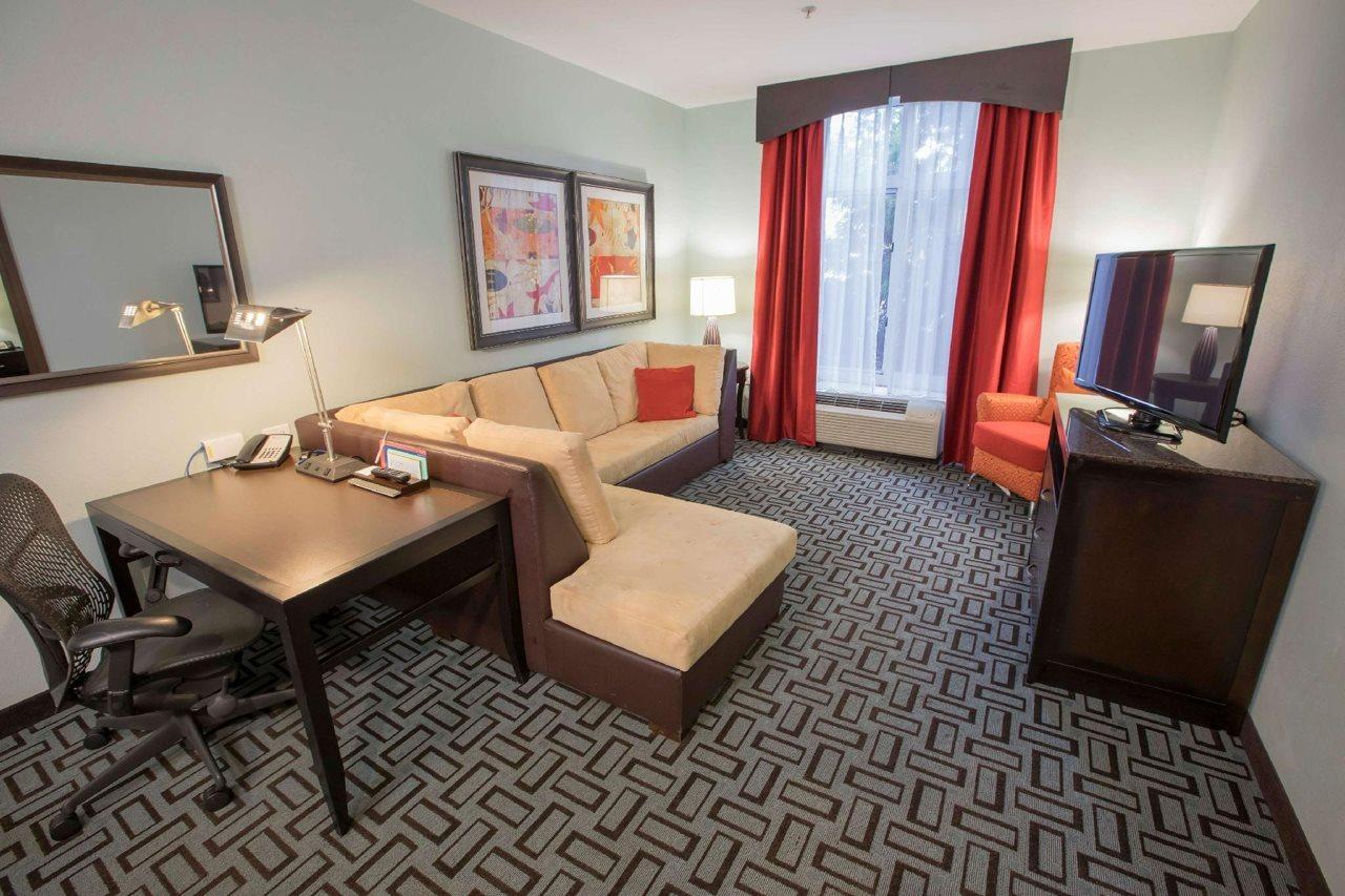 Hilton Garden Inn Atlanta South-Mcdonough Exterior photo